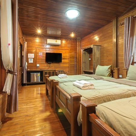 Denchai City Resort เด่นชัยซิตี้ รีสอร์ท Phrae Buitenkant foto