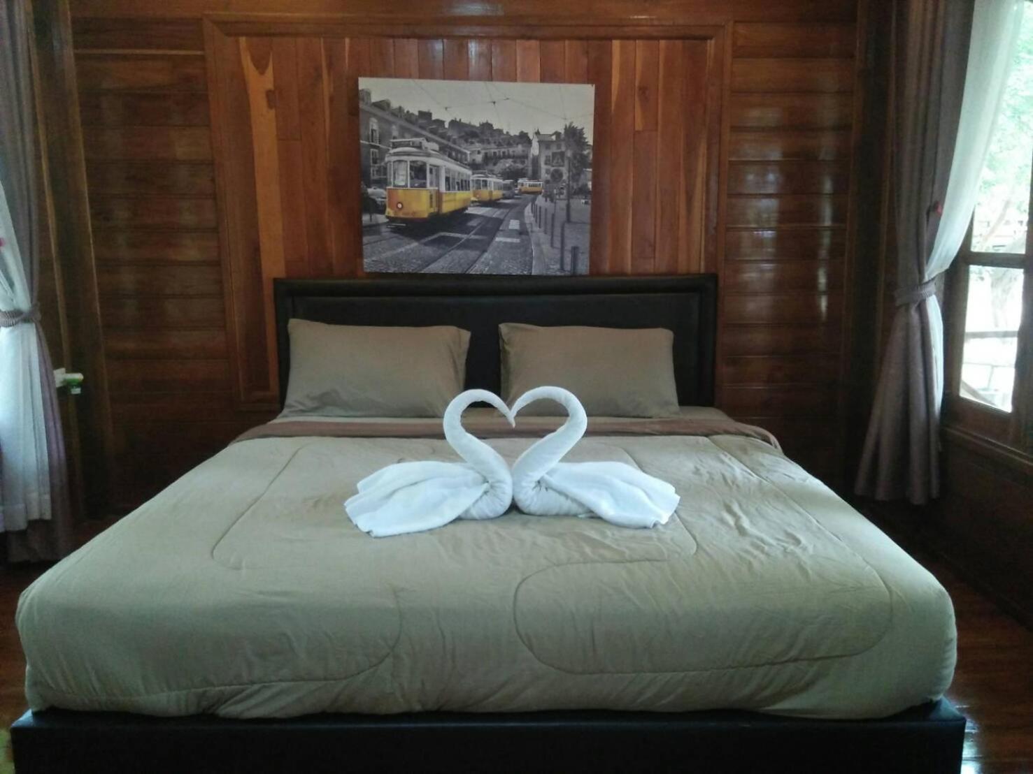Denchai City Resort เด่นชัยซิตี้ รีสอร์ท Phrae Buitenkant foto