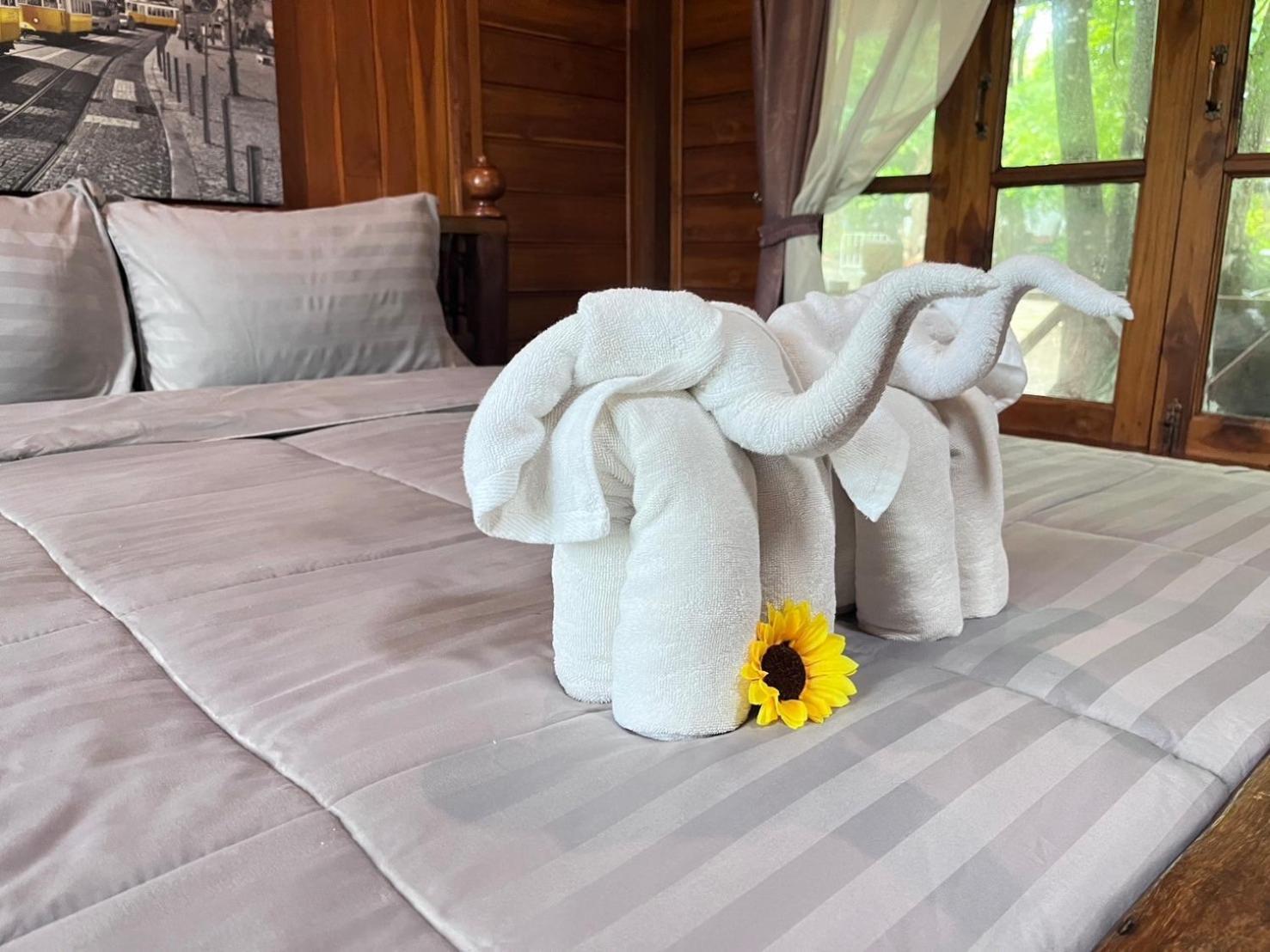 Denchai City Resort เด่นชัยซิตี้ รีสอร์ท Phrae Buitenkant foto