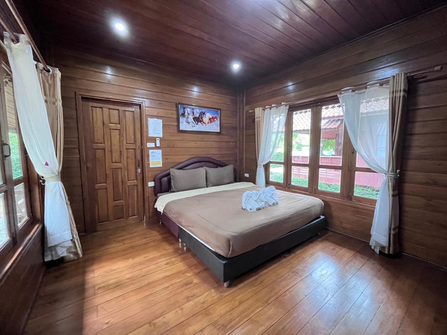 Denchai City Resort เด่นชัยซิตี้ รีสอร์ท Phrae Buitenkant foto